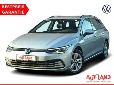 Gebraucht VW Golf VIII 131 PS (96 kW) 2023 Reflexsilber (metallic) Kombi