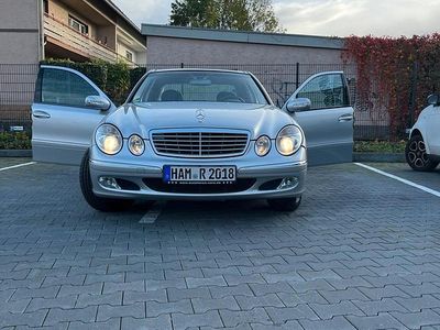 Mercedes E240