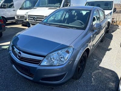Gebraucht Opel Astra Edition 105 PS (77 kW) 2007 Silber Limousine
