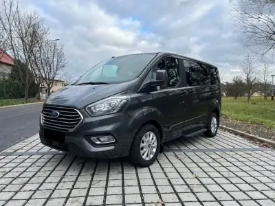 Gebraucht Ford Tourneo Trend 131 PS (96 kW) 2019 Grau Van / Kleinbus