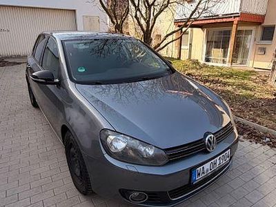 Gebraucht VW Golf VII Style 98 PS (72 kW) 2012 Grau Limousine