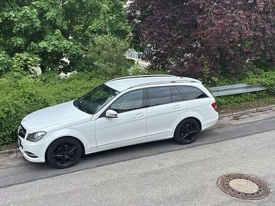 Second-hand Mercedes C220 Avantgarde 170 CP (125 kW) 2012 Alb Berlinǎ