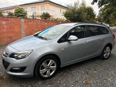 Gebraucht Opel Astra 116 PS (85 kW) 2013 Silber Kombi