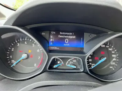 Gebraucht Ford C-MAX Cool & Connect 125 PS (91 kW) 2018 Schwarz Van / Kleinbus
