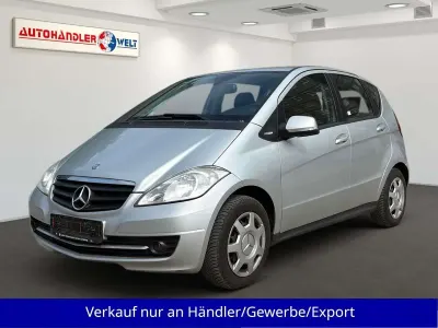 Gebraucht Mercedes A160 95 PS (69 kW) 2011 Grau Kleinwagen