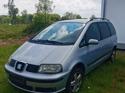 Używany Seat Alhambra 116 KM (85 kW) 2004 Srebrny Minivan