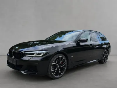 Gebraucht BMW 530 Performance 286 PS (210 kW) 2021 Schwarz Kombi