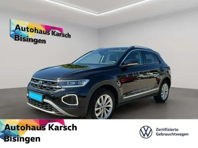 Gebraucht VW T-Roc Style 110 PS (80 kW) 2022 Deep black perleffekt (metallic) SUV