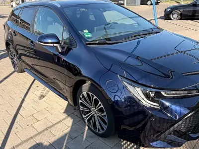Gebraucht Toyota Corolla Team 184 PS (135 kW) 2022 Blau Kombi