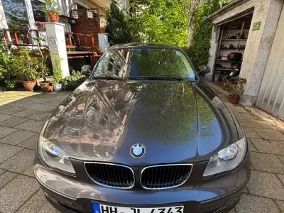 Usata BMW 118 122 CV (89 kW) 2005 Grigio Utilitaria