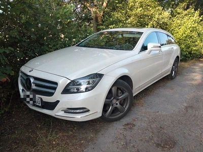 Mercedes CLS350 Shooting Brake