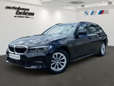 Gebraucht BMW 318 Advantage 156 PS (114 kW) 2022 Saphirschwarz Kombi