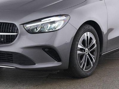 Gebraucht 2024 Mercedes B200 Van / Kleinbus | 31.290 € (Fairer Preis)