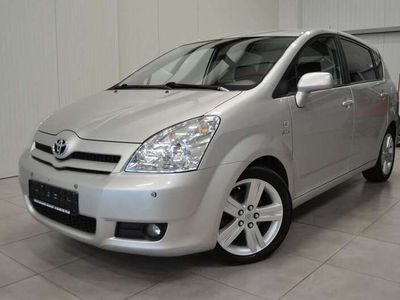 gebraucht Toyota Corolla Verso 2.2 D-CAT / 7 SITZER / PDC