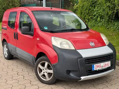 Gebraucht Fiat Fiorino 77 PS (56 kW) 2010 Rot Van / Kleinbus