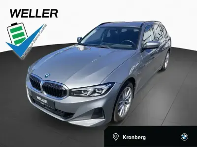 Gebraucht BMW 330e Comfort Edition 292 PS (214 kW) 2023 Skyscraper grau (grau) Kombi