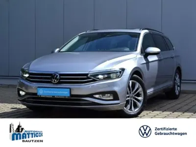 Gebraucht VW Passat S 150 PS (110 kW) 2023 Pyritsilber metallic Kombi