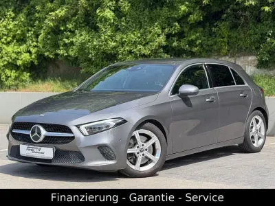 Używany Mercedes A250 224 KM (164 kW) 2018 Szary Sedan/Limuzyna