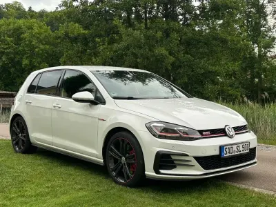 Gebraucht VW Golf VII GTI 245 PS (180 kW) 2019 Weiß Limousine