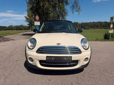Gebraucht Mini Cooper 112 PS (82 kW) 2013 Weiß Kleinwagen