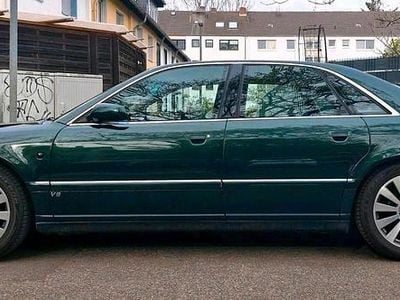 Usata Audi A8 230 CV (169 kW) 1998 Verde Berlina
