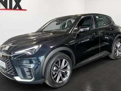 Neu Lexus LBX 136 PS (100 kW) 2026 Mysticschwarz SUV
