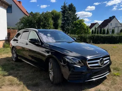 Gebraucht Mercedes E400 AMG line 340 PS (250 kW) 2018 Schwarz Limousine