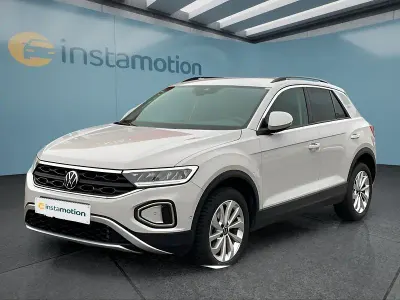Usata VW T-Roc 150 CV (110 kW) 2023 Grigio SUV