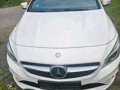 Mercedes CLA200