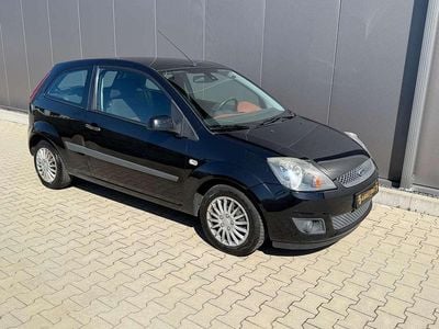Gebraucht Ford Fiesta Trend 69 PS (50 kW) 2006 Pantherschwarz metallic Kleinwagen