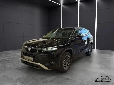 Gebraucht VW Tayron Life 193 PS (141 kW) 2025 Grenadillschwarz (schwarz) SUV
