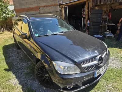Gebraucht Mercedes C320 224 PS (164 kW) 2009 Schwarz Kombi