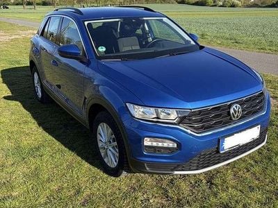 Second-hand VW T-Roc Style 116 CP (85 kW) 2019 Albastru SUV