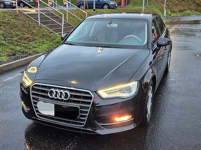 Schwarz Gebraucht 2014 Audi A3 Attraction Limousine | 15.500 € (Teuer)