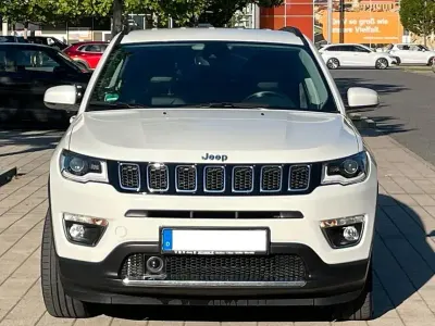 Gebraucht Jeep Compass Limited 190 PS (139 kW) 2020 Weiß SUV