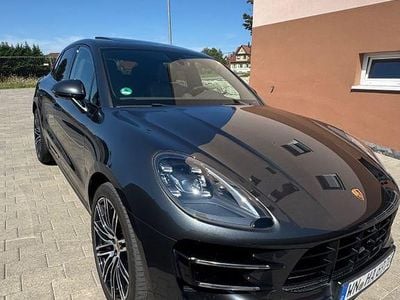 Porsche Macan Turbo