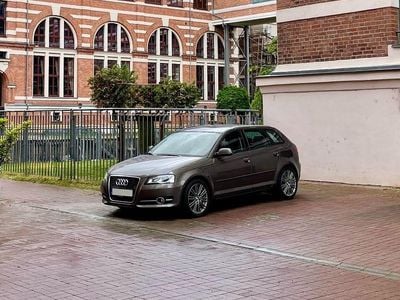 Gebraucht Audi A3 105 PS (77 kW) 2013 Grau Kombi