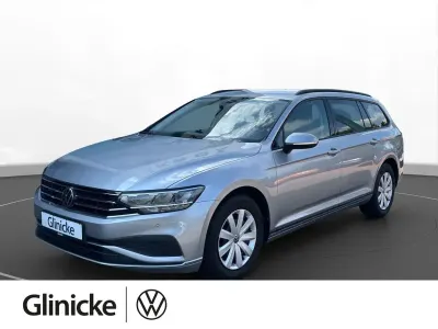 Gebraucht VW Passat 150 PS (110 kW) 2022 Silber Kombi