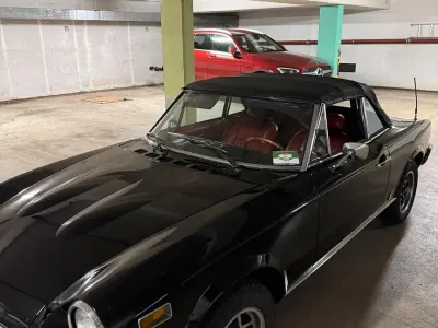 Gebraucht Fiat 124 Spider 118 PS (86 kW) 1976 Schwarz Cabrio