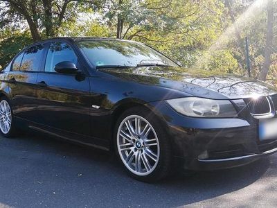 Używany BMW 320 163 KM (119 kW) 2005 Czarny Sedan/Limuzyna