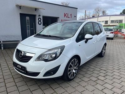 Weiß Gebraucht 2011 Opel Meriva Color Edition Van / Kleinbus | 4.000 € (Fairer Preis)