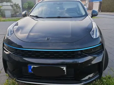 Gebraucht Lynk & Co 01