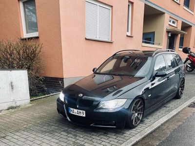 gebraucht BMW 320 d Automatik um Paket