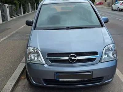 Używany Opel Meriva Essentia 101 KM (74 kW) 2004 Srebrny Minivan