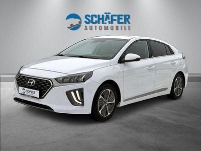 Gebraucht Hyundai Ioniq Style 105 PS (77 kW) 2021 Polar white / sol Kleinwagen