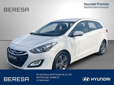 Second-hand Hyundai i30 YES! Silver 101 CP (74 kW) 2016 Alb Break