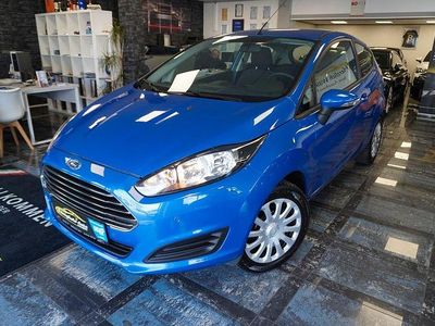 Gebraucht Ford Fiesta Trend 82 PS (60 kW) 2013 Blau Kleinwagen