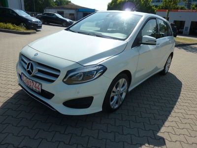 Mercedes B200