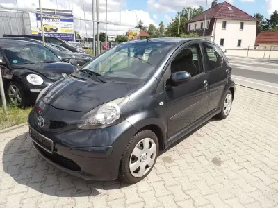 Gebraucht Toyota Aygo Team 68 PS (50 kW) 2008 Grau Kleinwagen