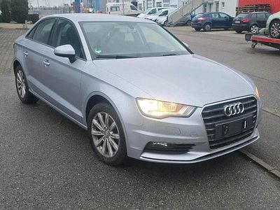 Gebraucht Audi A3 150 PS (110 kW) 2015 Silber Limousine